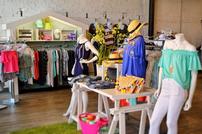 A private Shopping Experience from The Palm Tree Boutique 202//134